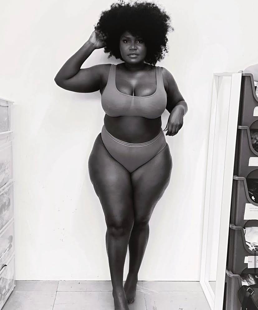 Tinar, plus size model at Ms Curvaceous UK, photo 4 of 11