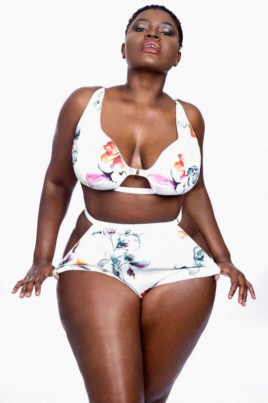 Tinar, plus size model at Ms Curvaceous UK, photo 9 of 11